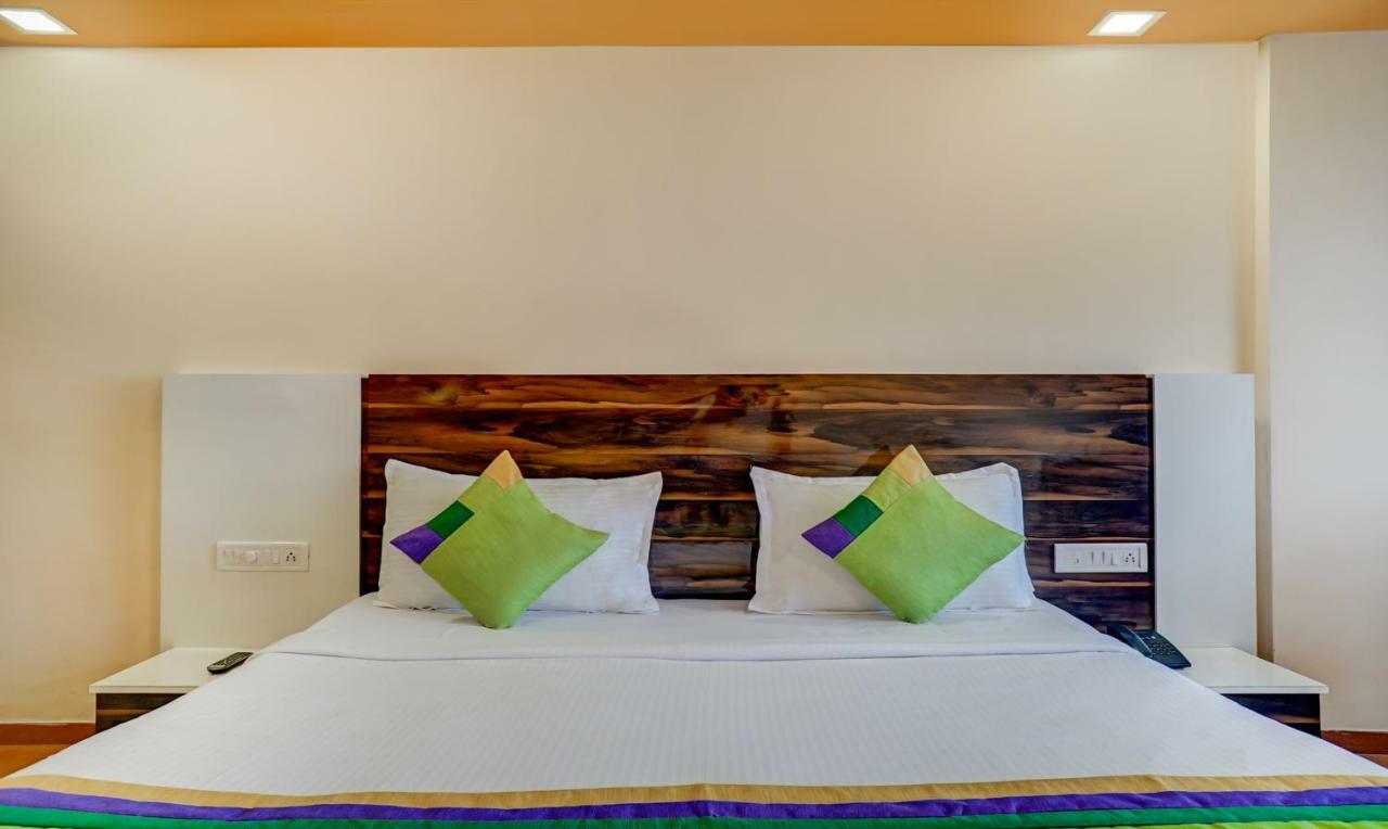 Mountview Resort & Spa Lonavala Exterior photo