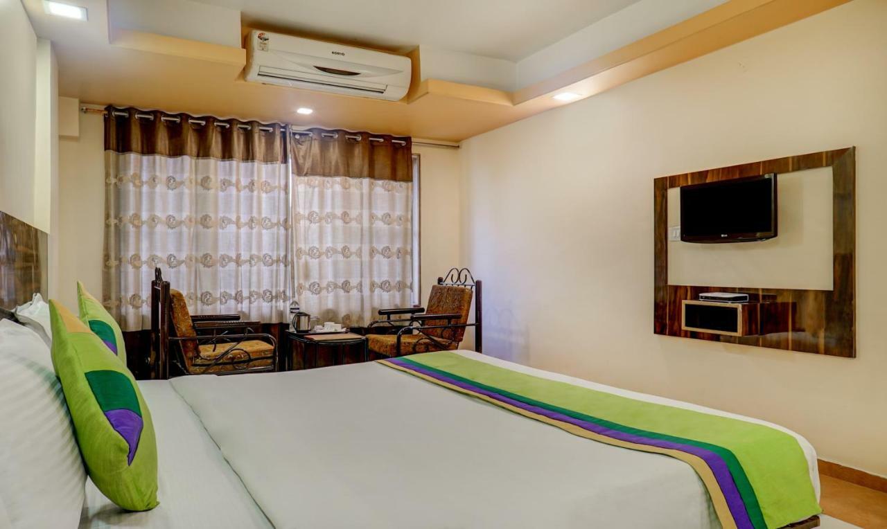 Mountview Resort & Spa Lonavala Exterior photo