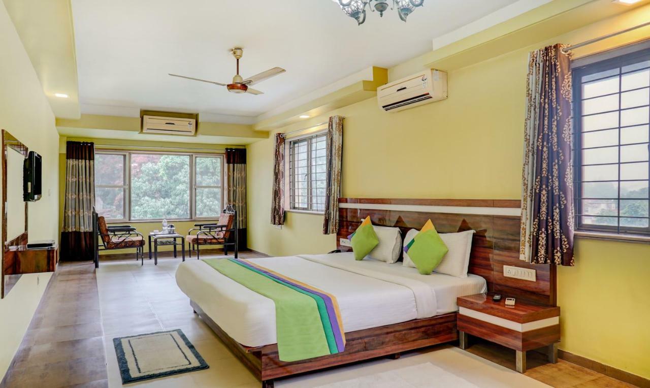 Mountview Resort & Spa Lonavala Exterior photo