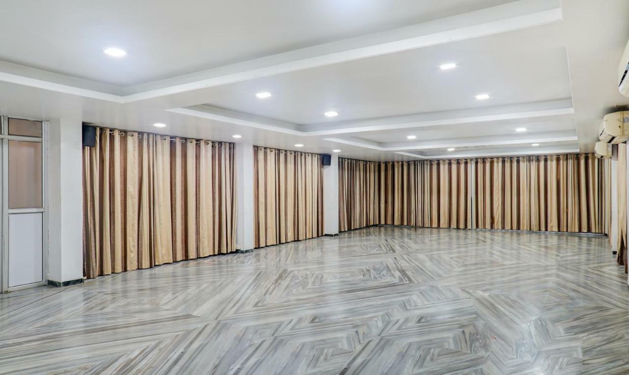 Mountview Resort & Spa Lonavala Exterior photo